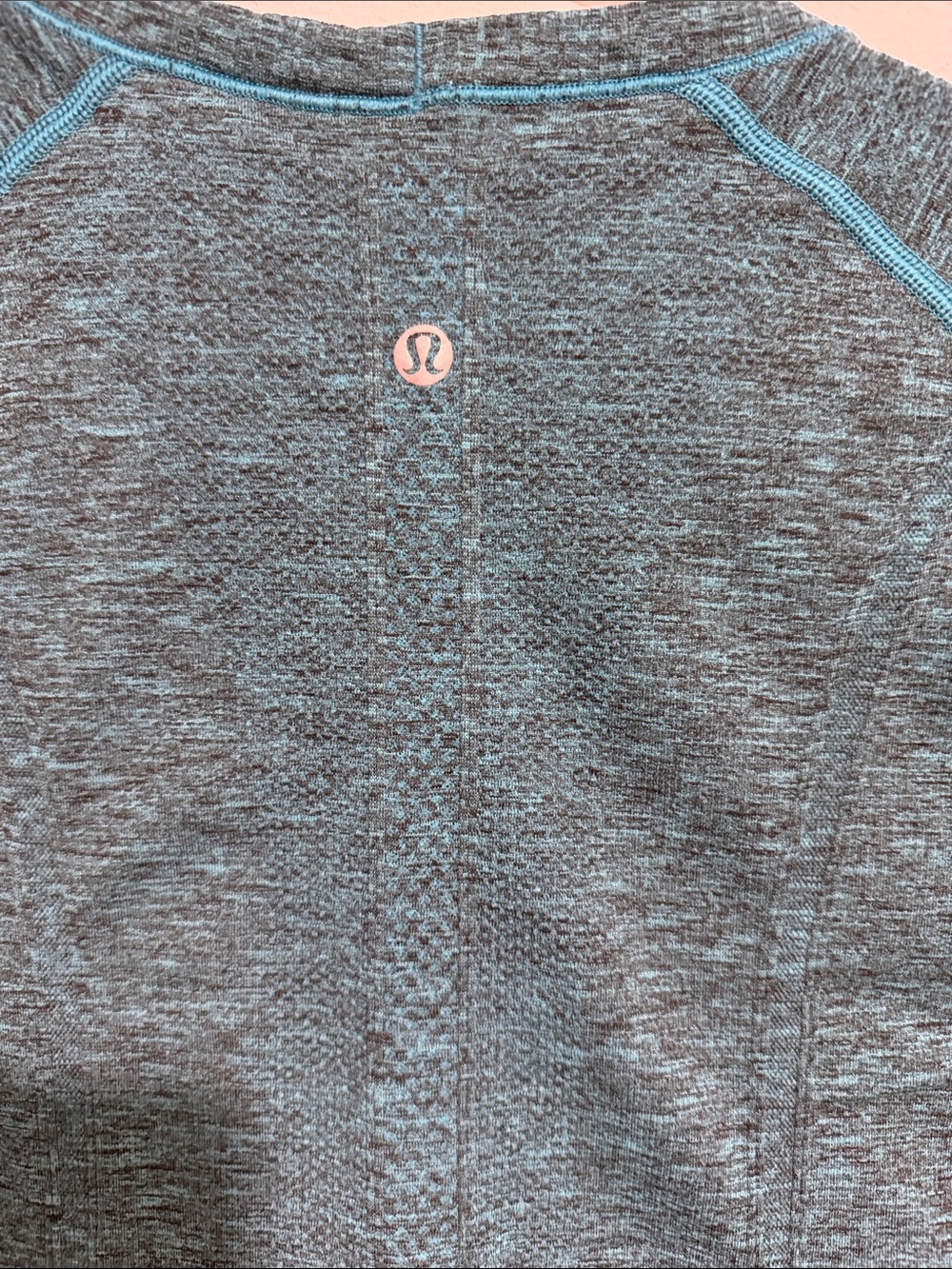 lululemon Swiftly Tech Teal Space-Dye Short Sleeve Tee - Picture 3 of 4